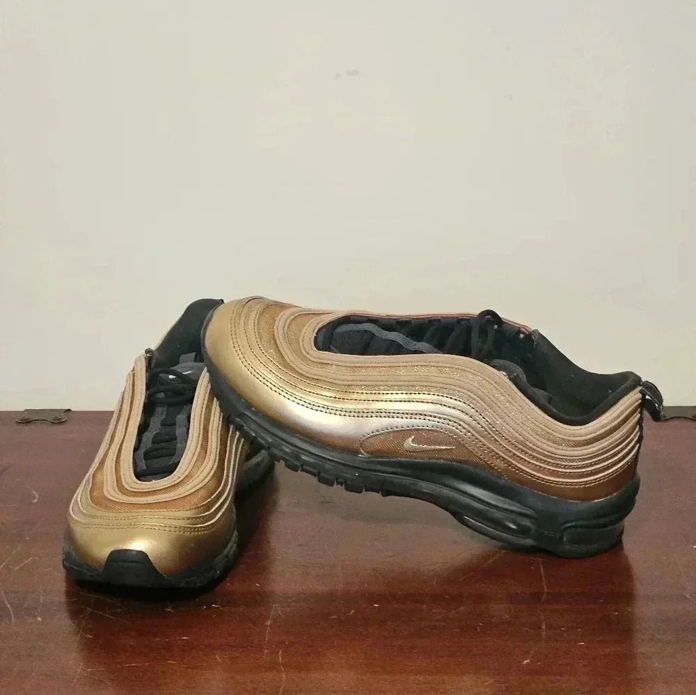 Women's Nike Air Max 97Copper Size 9 Metallic RedBronze/Oil Grey CT1176-900